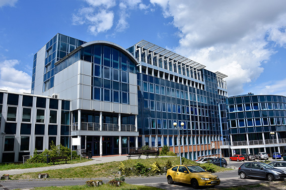 Building of the Faculty of Biological Sciences. Photo by Mamert Janion